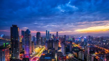 紅谷灘CBD,南昌白領們的&ldquo;一日戰場&rdquo;